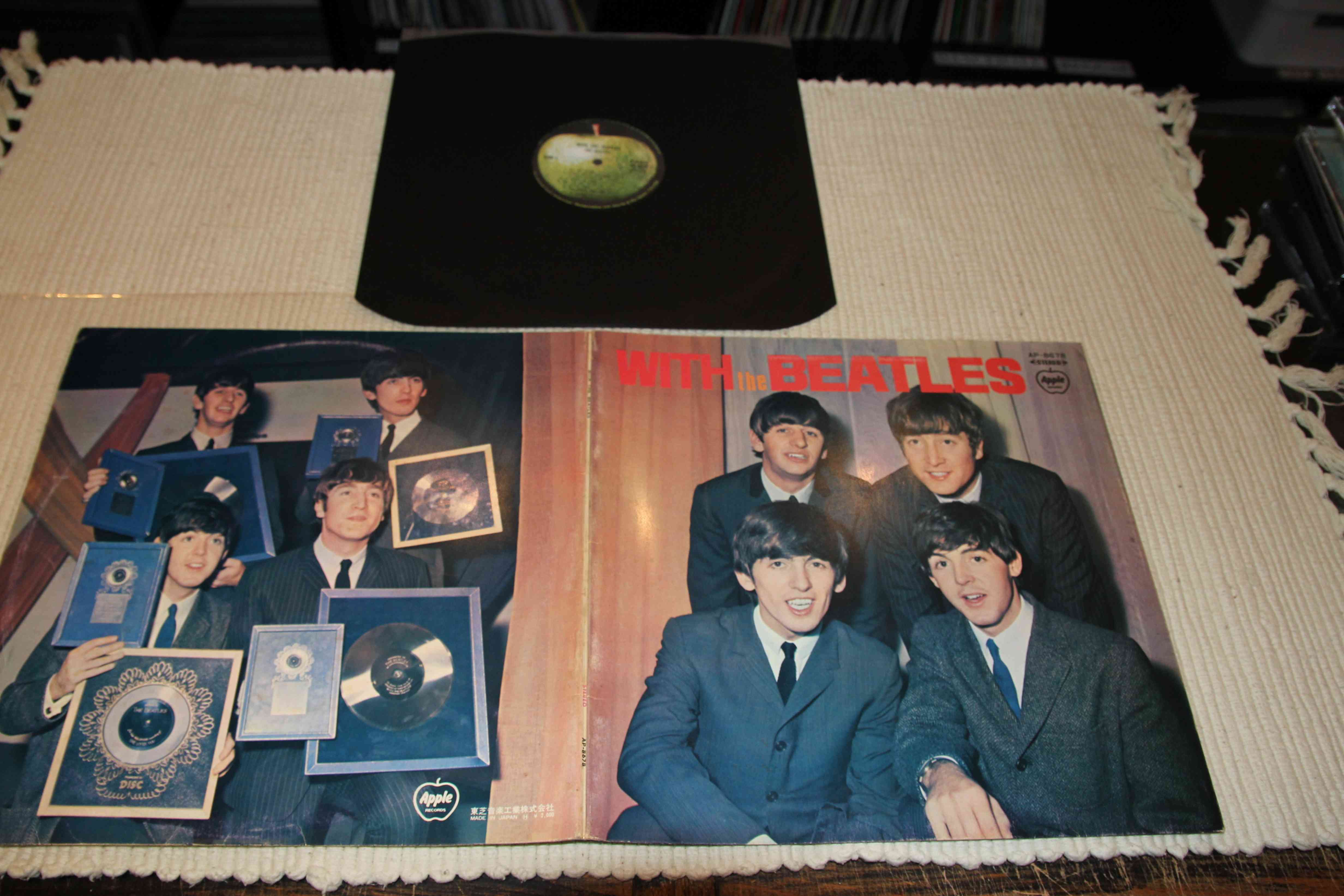 BEATLES - WITH THE BEATLES - JAPAN